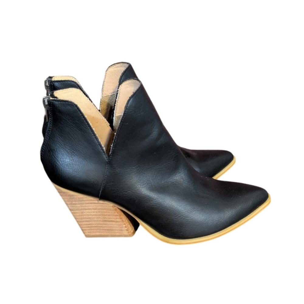 MI IM Pointed Toe Black Leather Cutout Ankle Stacked Block Heel Booties 9
